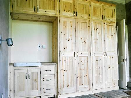 Fitted bedroom furniture