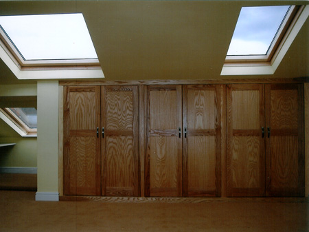 Fitted bedroom furniture